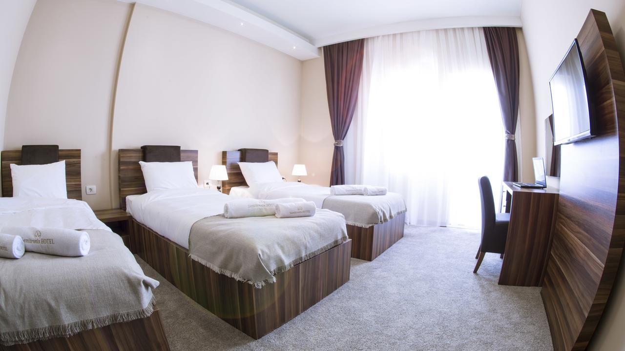 Semitronix Hotel Prishtina Pristina Eksteriør bilde