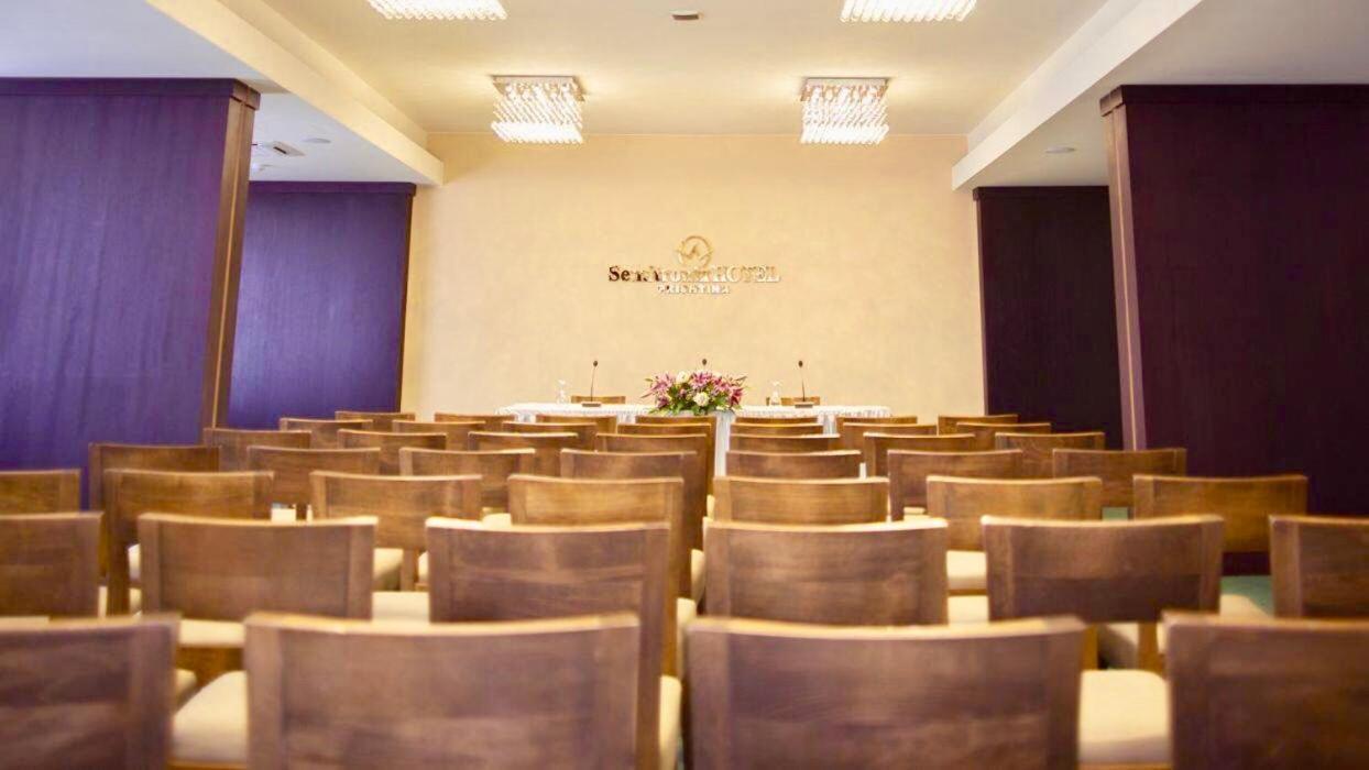 Semitronix Hotel Prishtina Pristina Eksteriør bilde